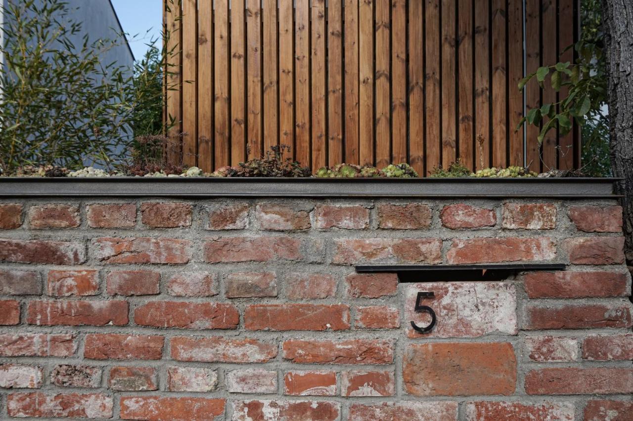 #Outofboxproject Tiny-Home And Garden House Timişoara Exterior foto